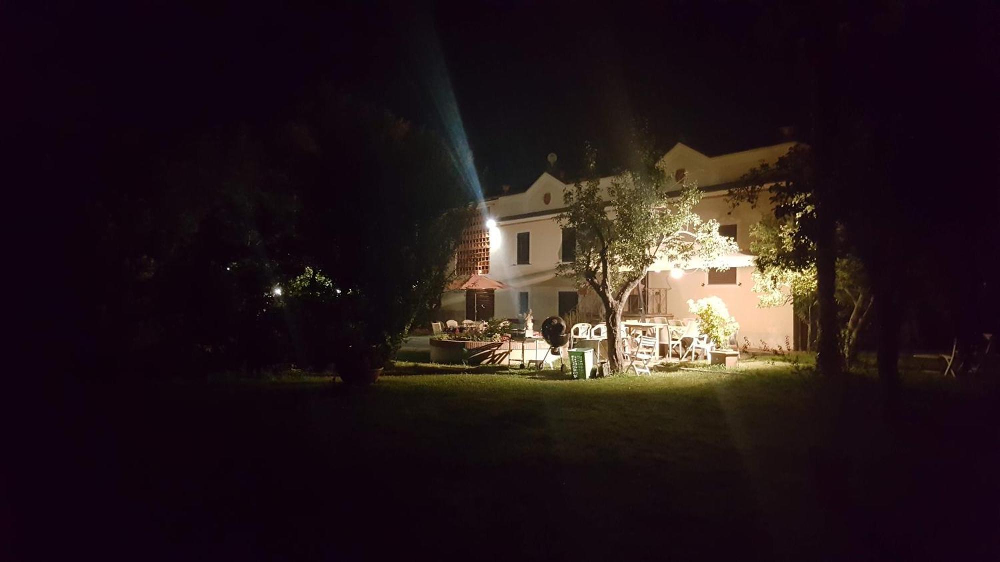 Villa Camilla - Tiny - Exclusive Pool Lukka Zewnętrze zdjęcie