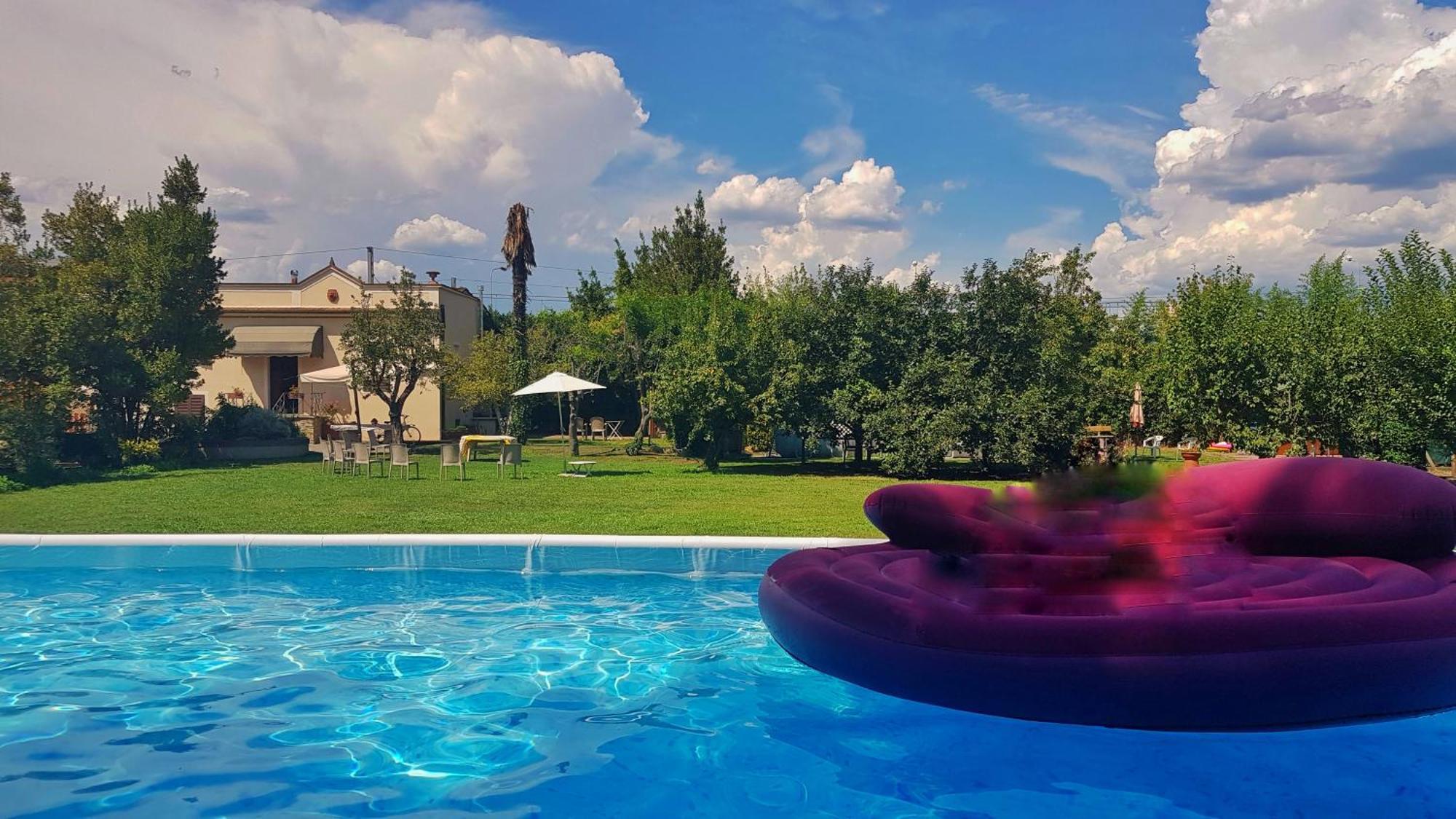 Villa Camilla - Tiny - Exclusive Pool Lukka Zewnętrze zdjęcie